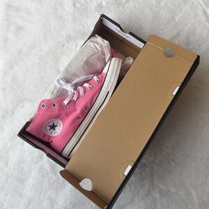 NEW CONVERSE Chuck Taylor All Star Womens High Top Shoes